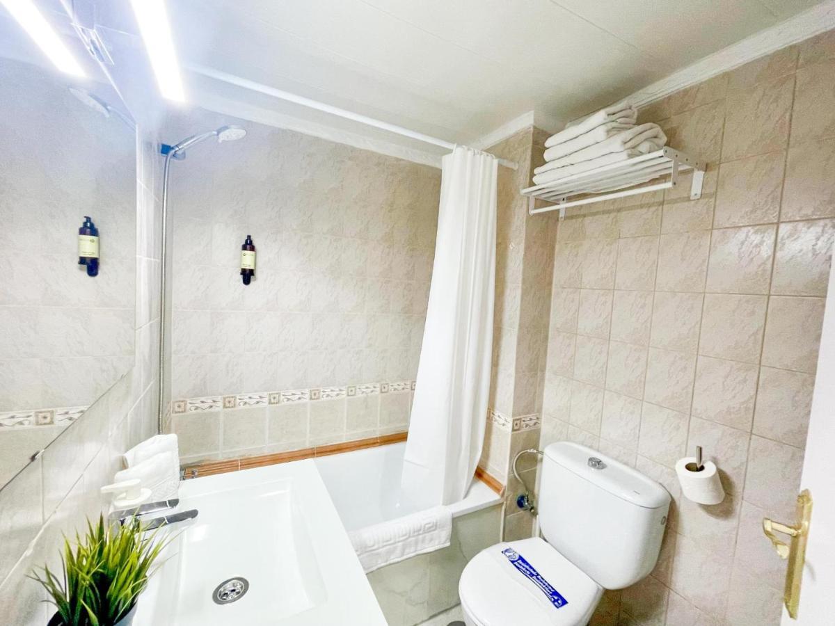 Pool View Holiday Home Πλάγια ντελ Ινγκλές Εξωτερικό φωτογραφία